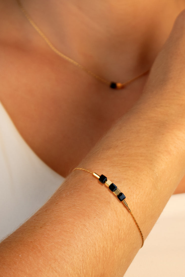 Cube - Armband fünf Würfel