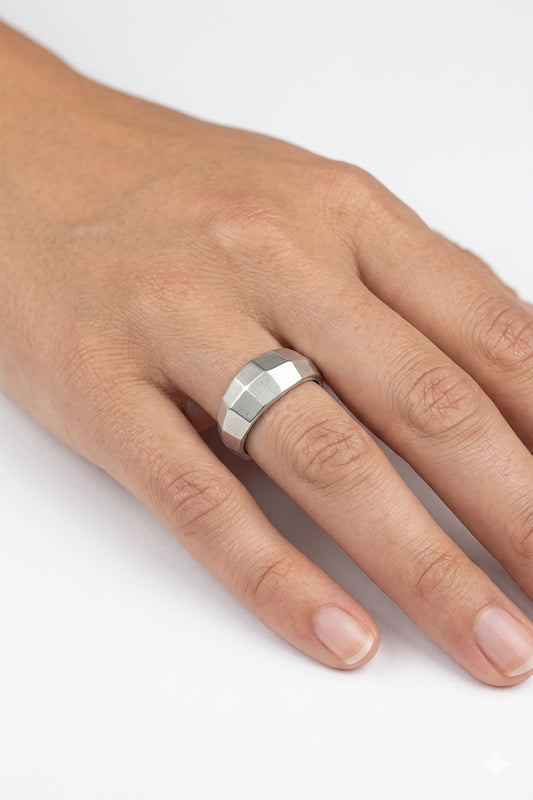 TS Solid Silver breiter Facettenring