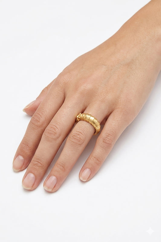 TS Solid Silver Ring Gürteltier